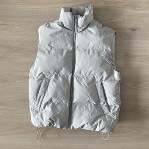 Mens Light Gray H&M Puffer Vest Size M